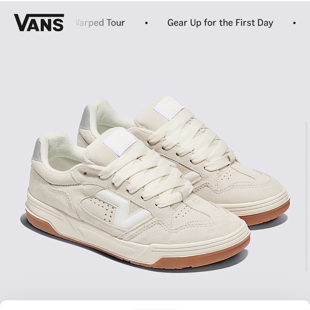 Vans Women's Cream and White Sneakers